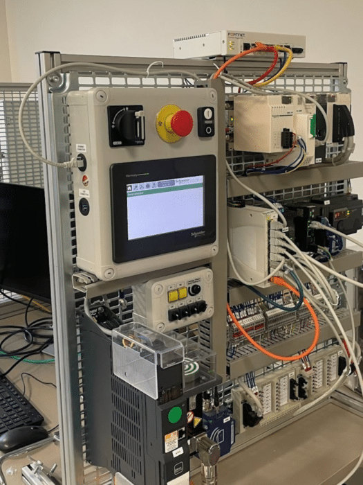 Laboratoire industriel